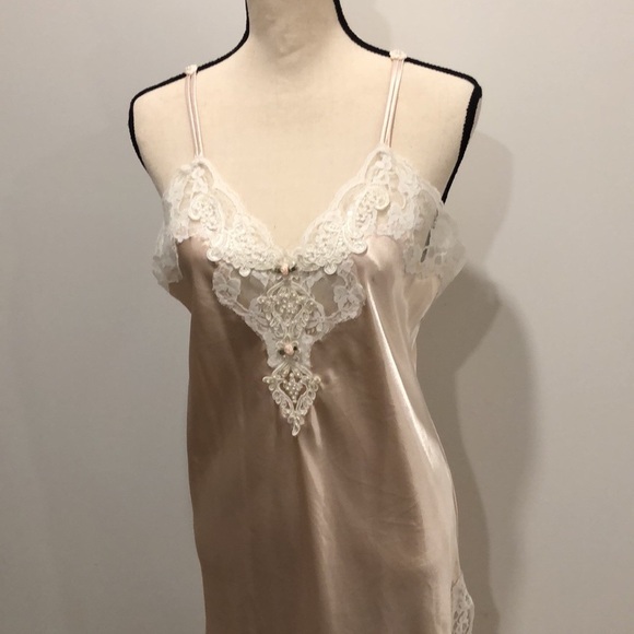 California  Dynasty vintage nude bridal lingerie full slip and robe with lace M - Picture 13 of 16